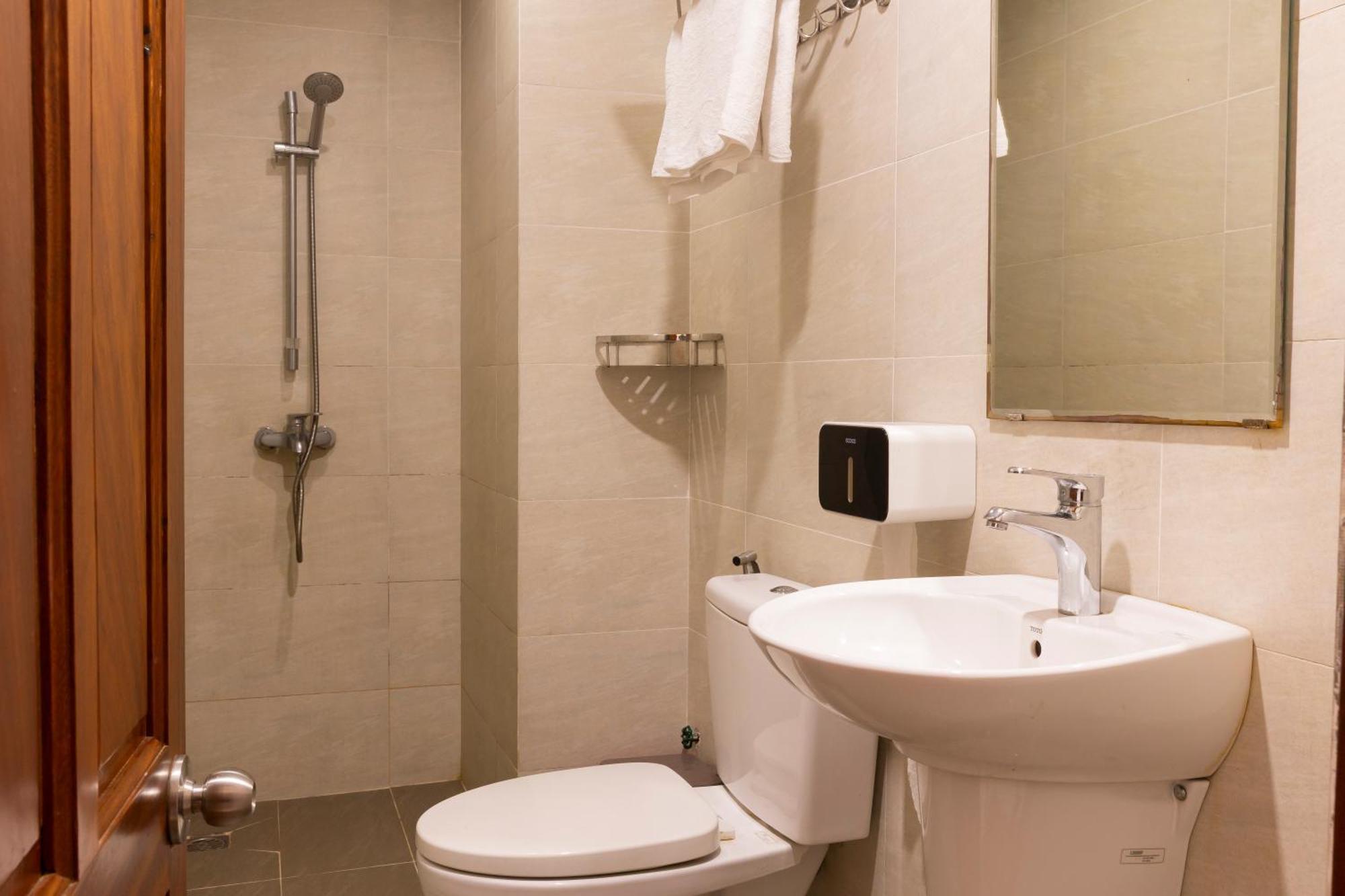 California Hotel Ho Chi Minh City